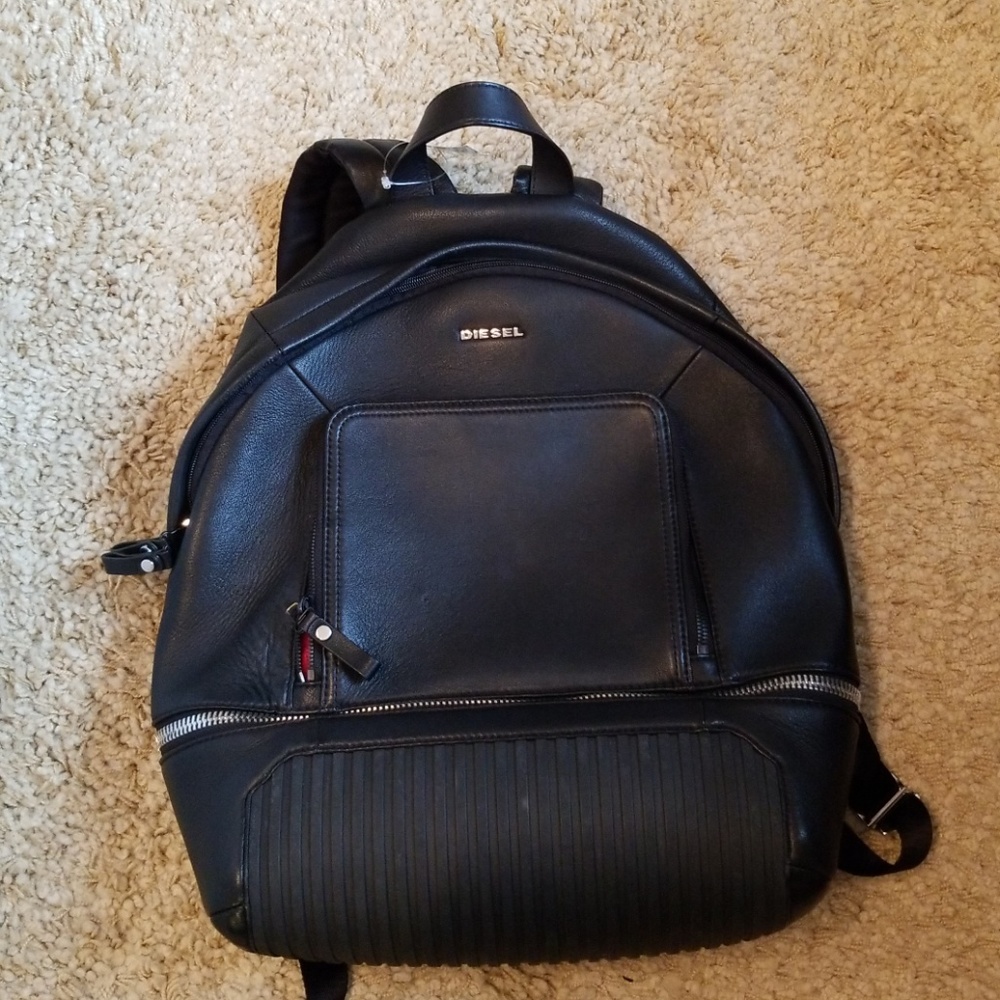 π₯π₯π₯HOT PICKπ₯π₯π₯π₯Diesel leather backpack - Picture 2 of 8
